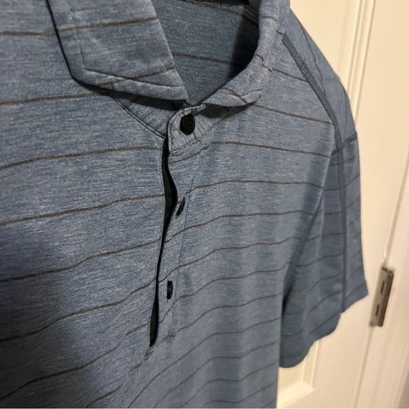 Lulu Lemon polo size large - Picture 4 of 4